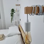 Hommy Lab - Stylish And Modern With Super Kitchen, Separate Entrance, Free Parking Apartment Olbia
