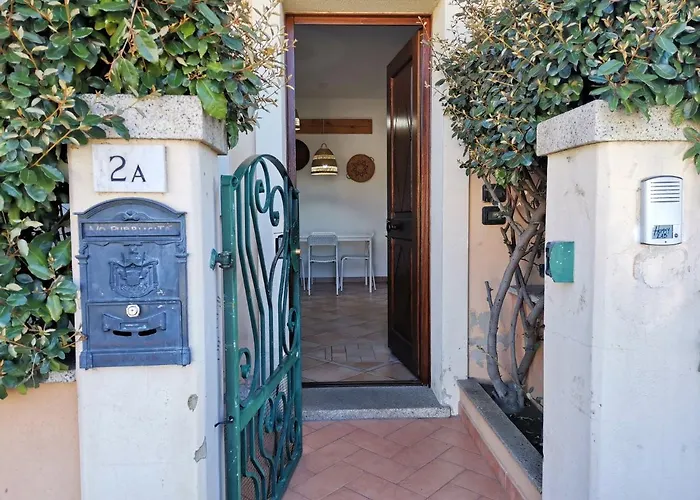 Hommy Lab - Stylish And Modern With Super Kitchen, Separate Entrance, Free Parking Apartamento *