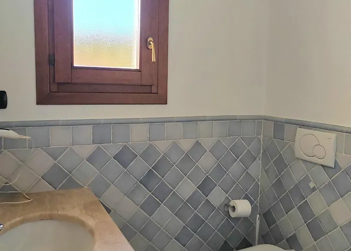 Hommy Lab - Stylish And Modern With Super Kitchen, Separate Entrance, Free Parking * Olbia