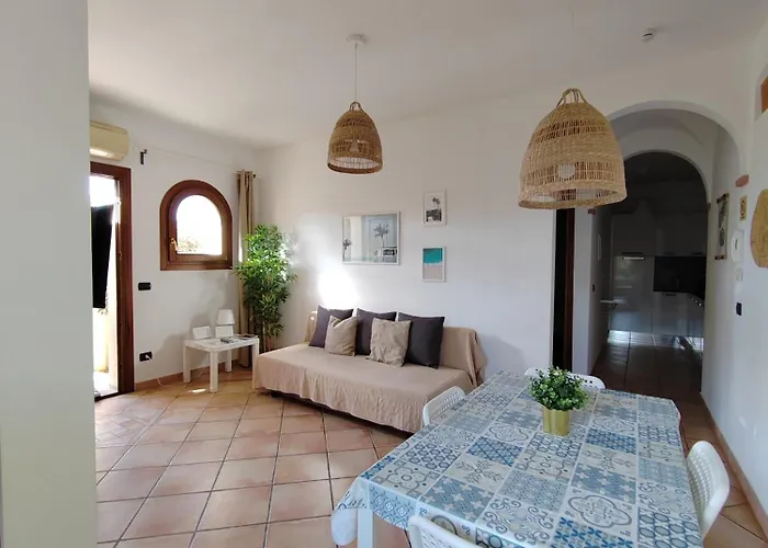 Hommy Lab - Stylish And Modern With Super Kitchen, Separate Entrance, Free Parking Olbia