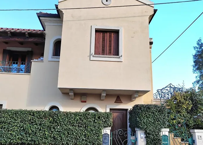 Apartamento Hommy Lab - Stylish And Modern With Super Kitchen, Separate Entrance, Free Parking Olbia