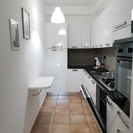 Appartamento Hommy Lab - Stylish And Modern With Super Kitchen, Separate Entrance, Free Parking *
