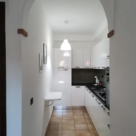 Hommy Lab - Stylish And Modern With Super Kitchen, Separate Entrance, Free Parking Appartamento *