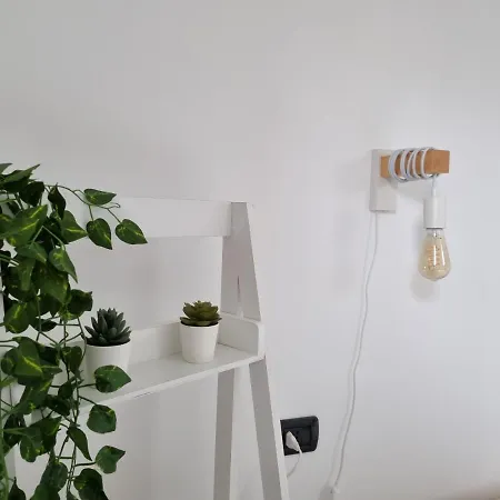 Hommy Lab - Stylish And Modern With Super Kitchen, Separate Entrance, Free Parking Olbia