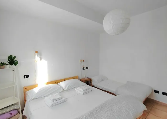 Apartman Hommy Lab - Stylish And Modern With Super Kitchen, Separate Entrance, Free Parking *